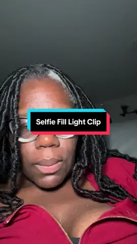 Y’all should get one so you are not eating chicken in the dark! #selfielight 