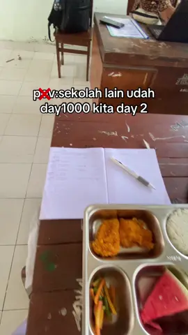 day2 makan gratis #fyp#fypシ゚ #mbg #kelassains 