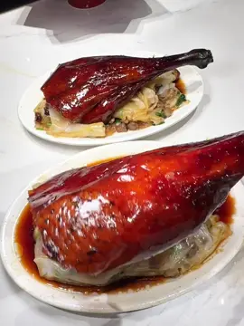 “Midnight snack time!Text your best friend now!”#delicacy #chinesefood #Roastgoose 
