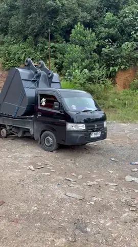 gim longbed KLO Kya ni cara nxa🫣🫣🤣🤣 ksian mobilnya melengkung semua bak nxa Kaltim  pnxa ni bos🤣🤣🤣#fyp #jangkauanluas  #fypviral #fypviraltiktok🖤シ゚☆♡  @udinzamonaramadan 