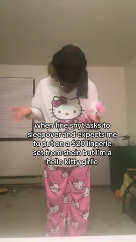 not that kinda party buddy 🙂‍↕️ #foryoupage #foryou #funnyvideos #blowthisup #hellokitty 