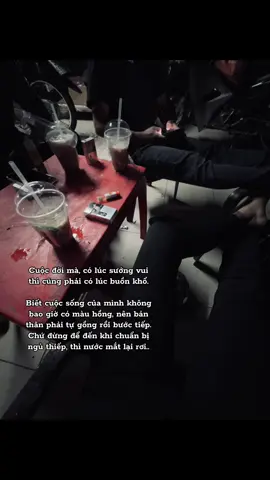 Cuộc đời mà, có lúc sướng vui thì cũng phải có lúc buồn khổ. Biết cuộc sống của mình không bao giờ có màu hồng, nên bản thân phải tự gồng rồi bước tiếp. Chứ đừng để đến khi chuẩn bị ngủ thiếp, thì nước mắt lại rơi..#thinhdauquan✌️🍀 #xuhuong #fyp #viral #xuhuonggggggggggggggggg 