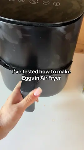 ✨ Air Fryer Eggs – No Water Needed! ✨ 🥚 Perfect every time at 180 °C: 	•	Soft-boiled → 7–8 min 	•	Medium → 8–9 min 	•	Hard-boiled → 10–11 min ⚡ Pro tip: Drop them straight into ice water for 5 min after cooking → easy peeling & no overcooking! Air Fryer by @Prozis_official get yours with JWJZ  #prozis #PROZIS #airfryerrecipes #eggs #CookingHacks 