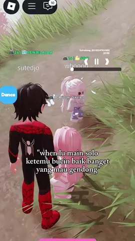 main solo dan baru prtama kli masuk map nya ketemu bucin baik banget🥹🥰.,awalnya cewe nya yg gendong trus gantian jdi cwo nya #roblox #arunikamount 