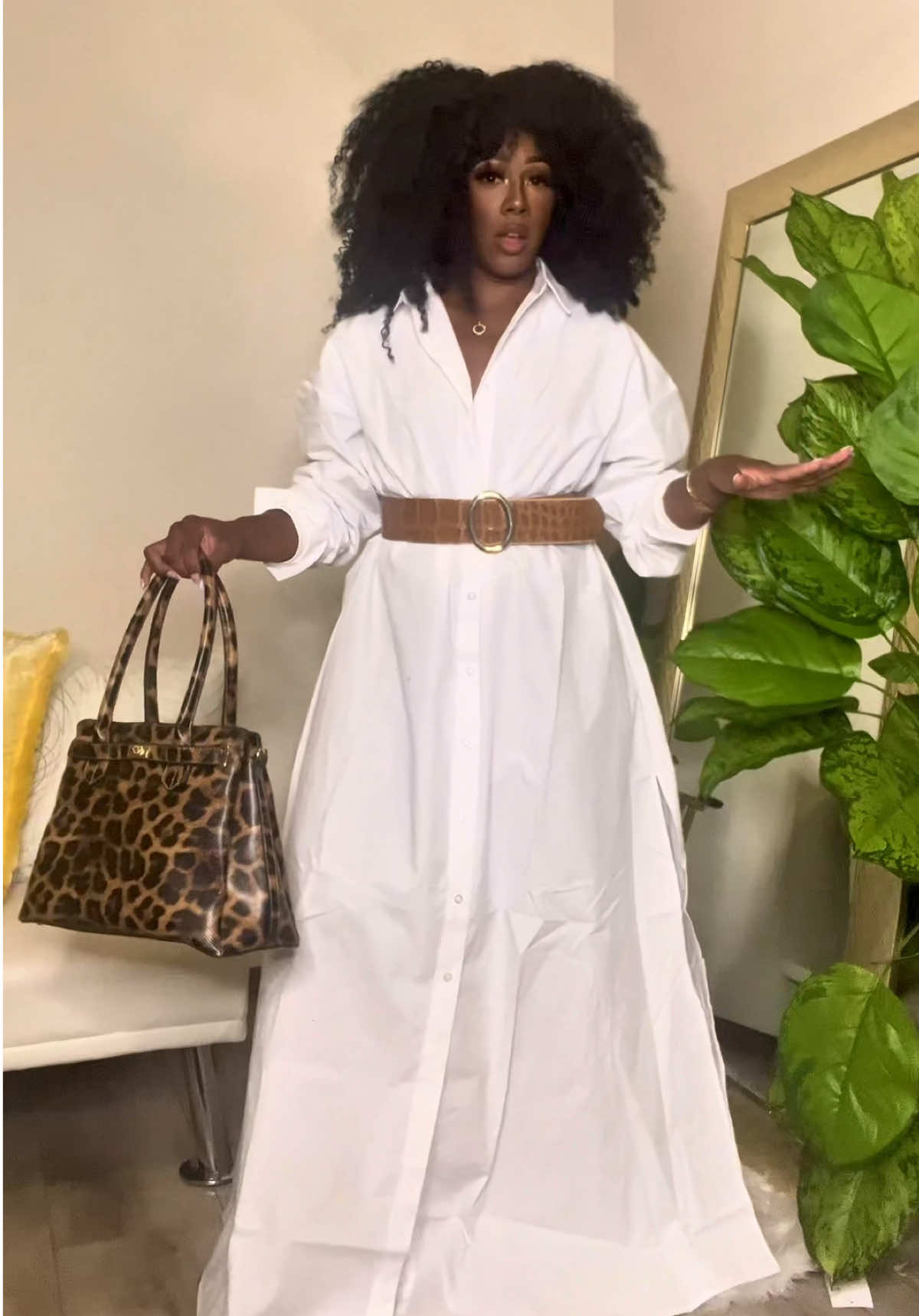 I mean….i see no issues lol add lol add to cart 🛒 #fashionnova #fallfashionessentials #whiteblouseoutfit 