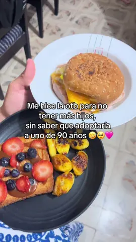 Don Luis es mi vecino, y yo soy su cuidadora voluntaria. Cuidar a un ser humano es maternal, es sanar, es crecer 🩷#fyp #foryoupage #paratiiiiiiiiiiiiiiiiiiiiiiiiiiiiiiiiii🦋 #foryou #fy 