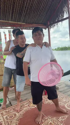 Anh ơi mình đi đâu z @Quốc Sử @Huỳnh Minh Nhớ 