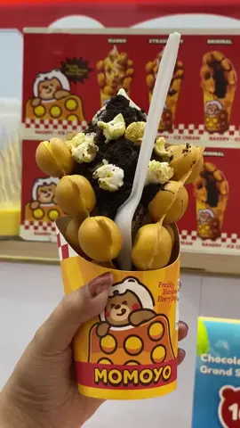 Menu baru momoyo yang enak banget topping melimpah, Egg Waffle Ice Cream. Klian udh bisa beli menunya dengan klik tag lokasi yang ada di videoku. Yuk buruan cobain sekarang juga #momoyo #waffleegg #promotiktok #promomakangajian #momoyomerdeka #lsdagency 