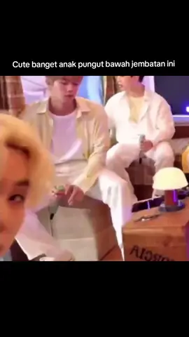 info dong jembatan daerah mana yg produksi makhluk seperti ini #yoongi #bts 
