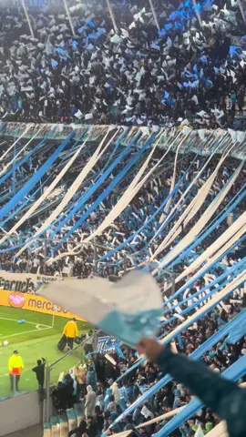 Noche de copa 🩵🏆#copalibertadores #futbol⚽️ #racingclub #futbolargentino #hinchas 