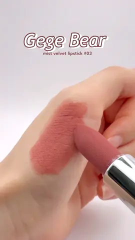 🎧 beauty ASMR  첫 터치부터 보송하게 밀착되는 벨벳 립💄 소프트한 텍스처로 입술에 착- 감기고 선명한 발색이 오랫동안 무너지지 않아요✨   🌸 #gegebear / Mist Velvet Lipstick 3호 . . . . . . #beautyASMR #beauty #Makeupsounds #MakeupASMR #kbeautyfinds #aliexpressbeauty #beauty #temu #립추천 #뷰티템 #테무 #알리화장품 