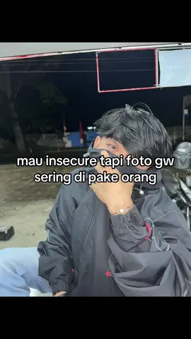 sama orang yang ngaku ngaku jadi gua🫢