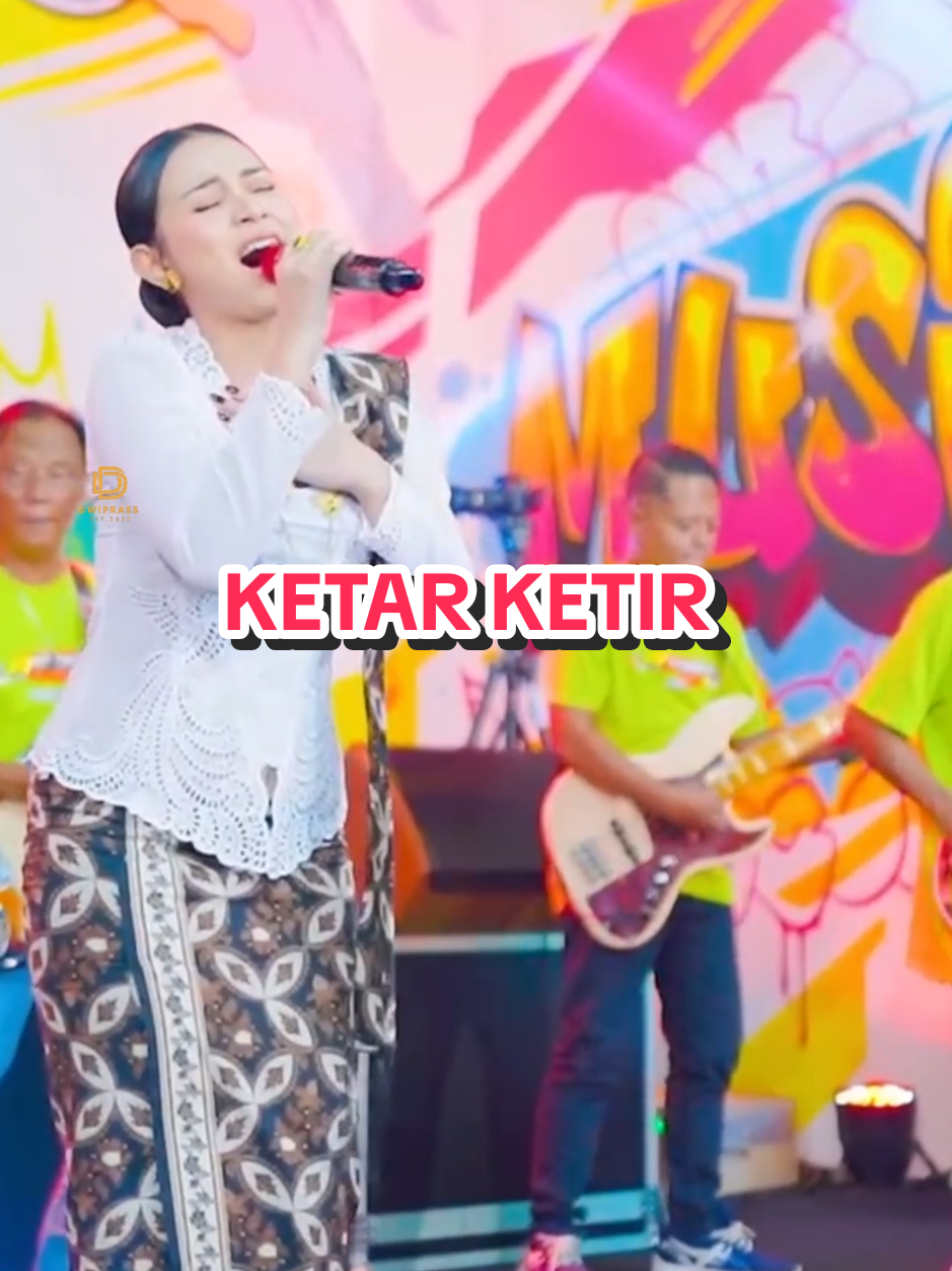 KETAR KETIR  Title  : Ketar Ketir  Artist  : @sasyaarkhisna15  Music  : Ageng Music  Songwriter  : Wiwien Ngesti  Source  : YouTube Global Musik Era Digital  ………………………………………………………… #ketarketir  #sasyaarkhisna  #agengmusic  #globalmusik  #didikempot  #sobatambyar  #kempoters  #fypシ゚  #dwiprass  …………………………………………………………