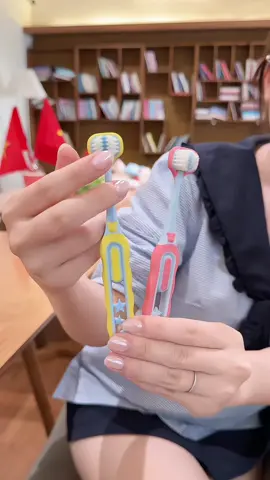 Bàn chải đánh răng 3D cho bé #banchaidanhrang 