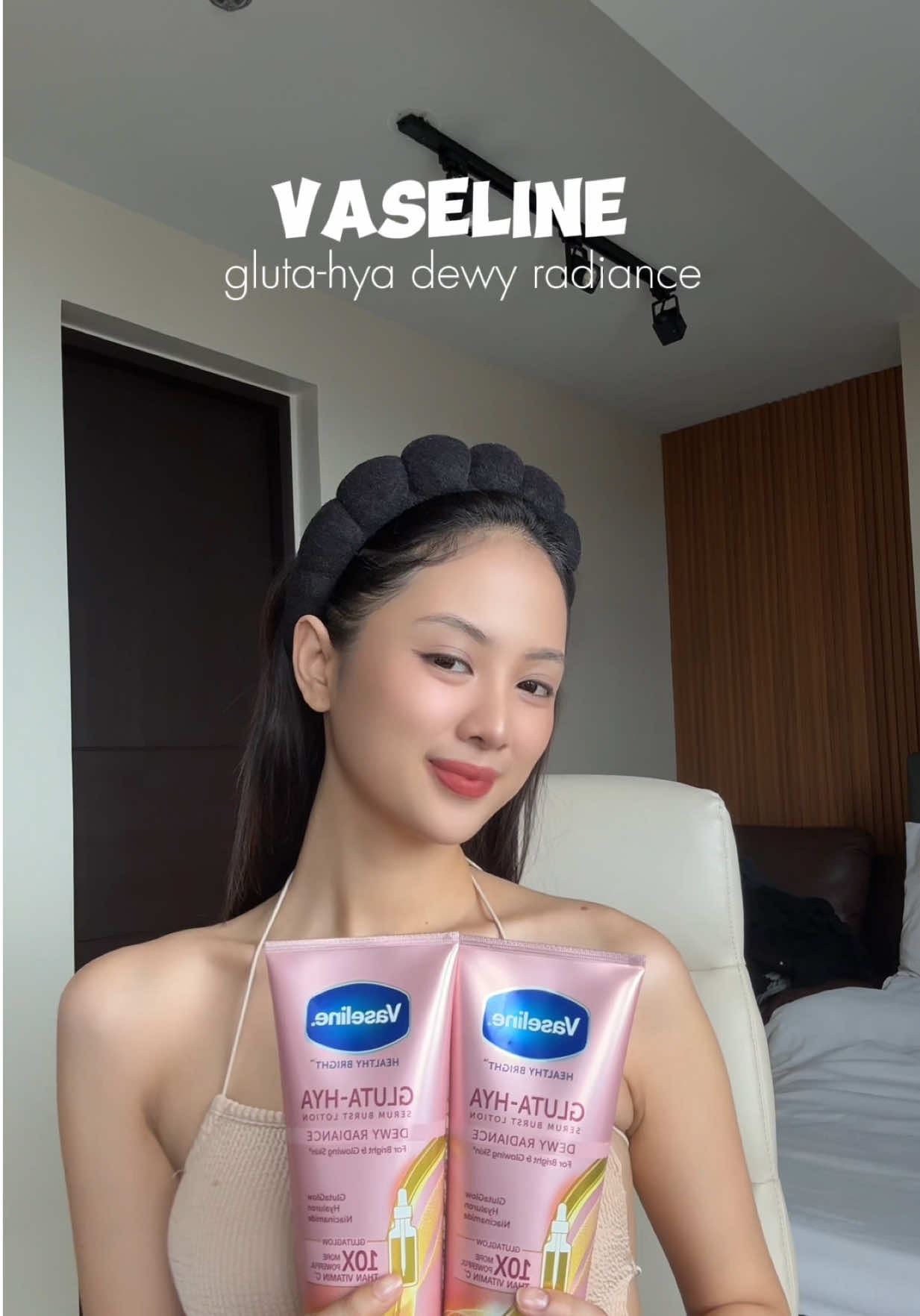 ✨🌸 Upgrade your skincare routine with Vaseline Gluta-Hya Pink Lotion from LazMall on Lazada. Don't miss out the 9.9 Mega Brands Sale — up to 90% OFF + FREE shipping, ₱0 min spend! 🗓 Sale dates: Sept 8 (8PM) – Sept 11 #Lazada99MegaBrandsSale #LazadaPH #Skincare #InstantGlow #VaselineGlutaHya 