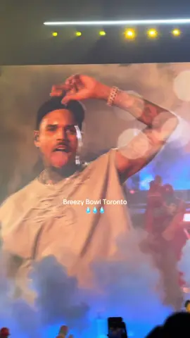 Breezy Bowl Night 1 = 💦💦💦 #breezybowl #breezybowltoronto #chrisbrown #chrisbrowntoronto #toronto 