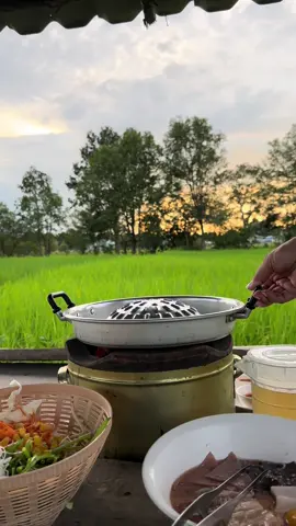 ให้หมูกระทะเยียวยาจิตใจ ให้ธรรมชาติได้ช่วยบำบัด ขอให้ลูกค้าทุกท่านมีความสุขในการกินหมูกระทะนะคะ #ความสุขหมูกระทะ #รีวิวอุบล #เปิดการมองเห็น #เที่ยวนี้มีหมูกะทะ 