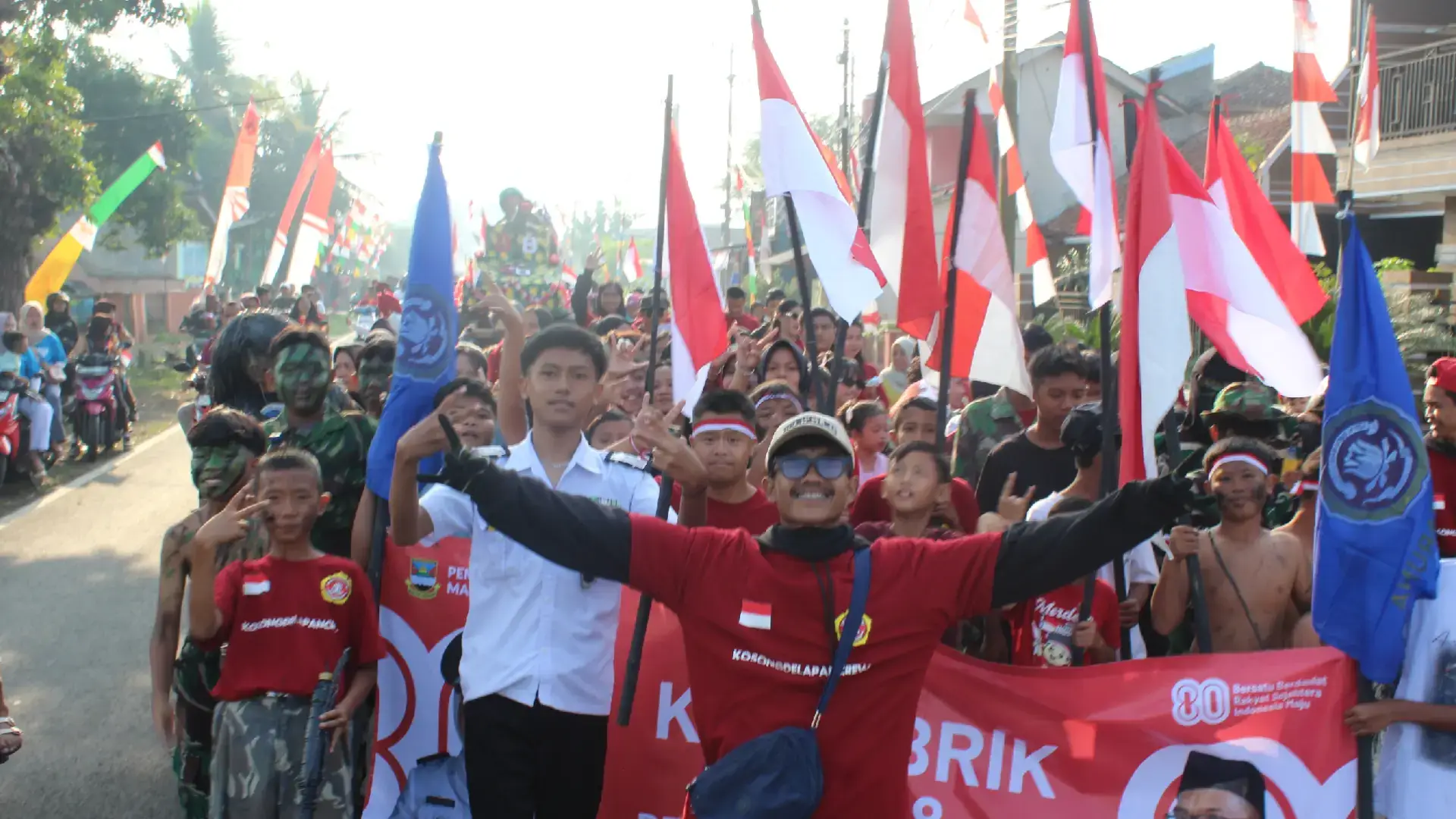 Foto Arak arakan Karnaval 17 Agustus 2025 Desa Mandalawangi Kec.Cipatat baru sebagian file masih banyak lagi 🔥 🎥 MAWEY MEDIA | Canon 1200D 📅 17 Agustus 2025 #cipatat #17agustus2025 #hutri80 #desamandalawangi #cipatatbandungbarat♥️♥️ 