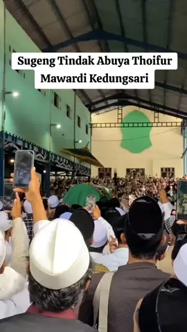 Sugeng Tindak Abuya Thoifur Mawardi Pengasuh Pondok Pesantren Daruttauhid  #purworejo24jam #abuyathoifurmawardi #daruttauhidkedungsari #santripondok #thoifurmarwadi 