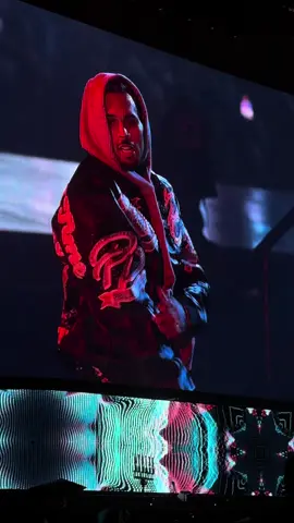 Chris Brown did his thing in the rain in Toronto #Toronto #ChrisBrown #BreezyBowl #Concert #Tour @chrisbrownofficial 