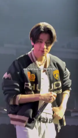 Jadi engene jalur shout out😆 dulu di 2020 aku kemana ya sampe gak tau i-land.  Alhasil pas tau mereka aku naksir banget sama Jake. Sampe rebutan bias sama ponakan wkwk. tumben banget ngebiasain idol bisa seawet dan secinta ini huhuhu. i love u jake ❤️❤️❤️ #jake #jakeenhypen #enhypen #jakeedit #foryou 