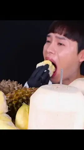 Durian #eatingshow #food #asmrfood #lovelymukbang #tiktokfood 