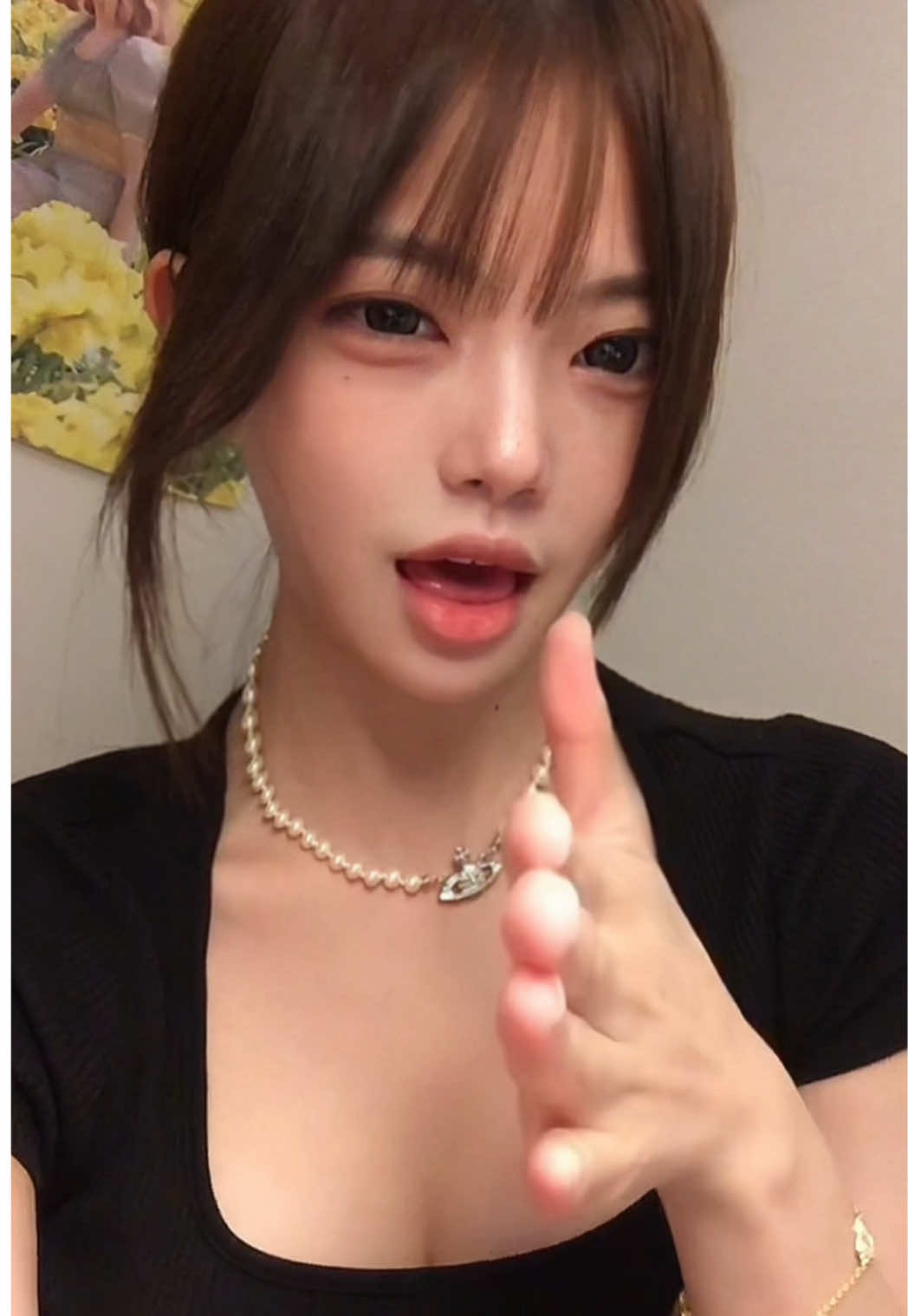 오늘 아이라인 안그렸다 #비비 #책방오빠문학소녀 #BIBI  #추천 