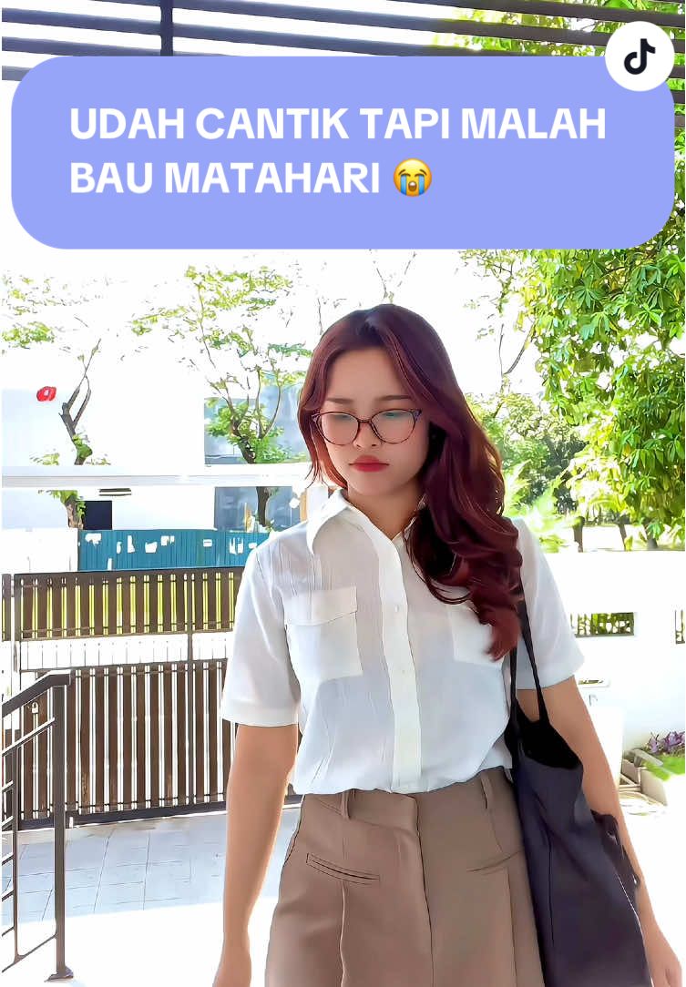 Naik motor ke kantor? Bau matahari & kulit kusam udah ngga jadi masalah ✨ Pake Glutamilk Whitening Body Lotion, kulit langsung cerah, harum, & terlindungi UV dan harum wangi sehariaan 🌞💖 #OmniSkin #GlutamilkBodyLotion #InstantWhitening #UVProtection #PedeSeharian        