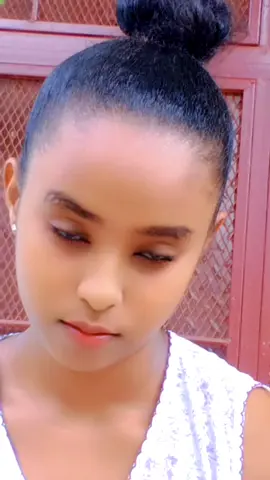#Andira 