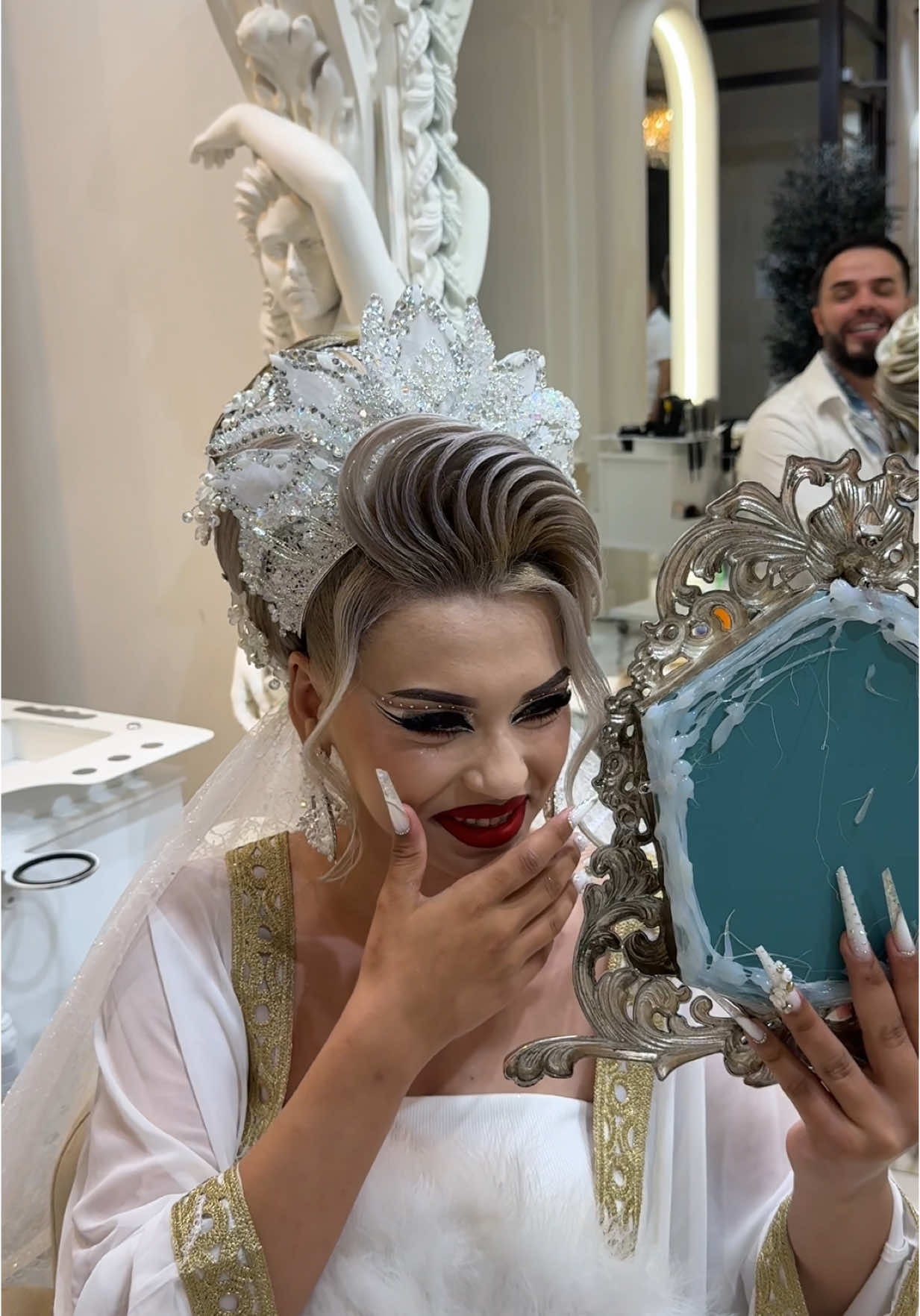 @Bassam Concept Salon #tapeon #makeuptransformation #bassamconceptsalon #2026 #2027 #nunta2025 #hairbybassam #hairstylistromania 