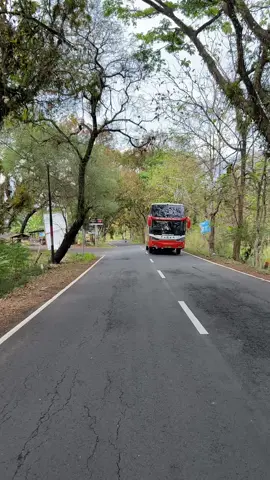 Mulusnya jalan di Gunungkidulbagian Semin📍Jl Kalitekuk-kemejing Semin Gunungkidul Yogyakarta #gunungkidul #semin #Yogyakarta #Desa 