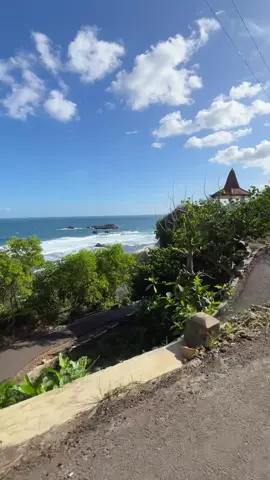 isek kompres ora cah? #pantaibuyutan #buyutanvillage #pacitan24jam #pacitanwonderful #wonderful 