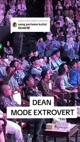 Replying to @fhitry885 dean lagi lucu lucunyaa #dean #coc2 #clashofchampions 