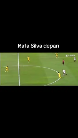 Rafa Silva nın pas verdikten sonraki depara bakın #Beşiktaş #RafaSilva #Rafarejma #Besiktas #TaylanBulut 