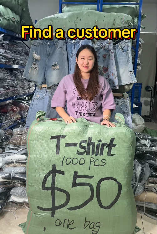 #Clothing Wholesale l have clothes for men,women and children LG you want to know about low priced clothes you can get to know them 