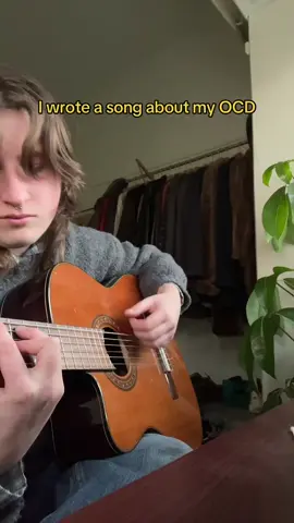 A working progress (I need to cut my bangs) #fyp #ocd #originalsong #singing #VoiceEffects 