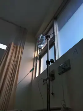 dan pada akhirnya ketua di infus yang pertama kalinya #anakkuat #fyppppppppppppppppppppppp #sadstory #rumahsakit 