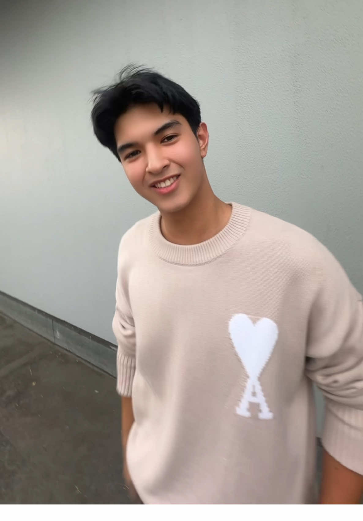 Warning: Zed Malicsi’s charm is coming through your feed! 😍 Follow him on his social media accounts: IG: @zedmalicsi TikTok: @zedmalicsi_  Facebook: Zed Malicsi  #ZedMalicsi #SparkleCampusCutie @zedmalicsi 