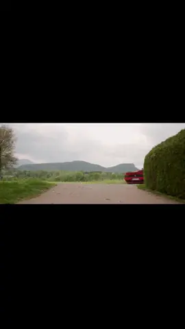 Does anyone know this car?#ferrari #socool #socool #luxury #fyp #trending #sobeutifull #viral #beautiful #4k #fpy 