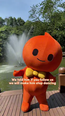 🕺💃 We tried telling him to stop… but Ahtao just can’t quit dancing! A follow would be sweet though 😏 Help us hit 30K and join the giveaway on our Instagram @/taobao.my.en 🎁✨ 🔗 Shop now: https://intl.taobao.com/sk/01TTbh2KDJ6 *T&C’s Apply #Taobao #TaobaoMY #Giveaway #AhtaoMoves 