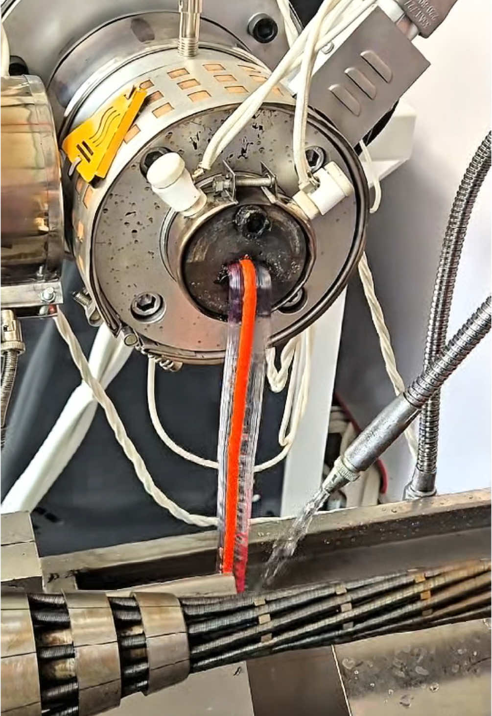Winding sizing type pvc suction hose pipe production ##extruder #plasticextruder #pvcsuctionhose 