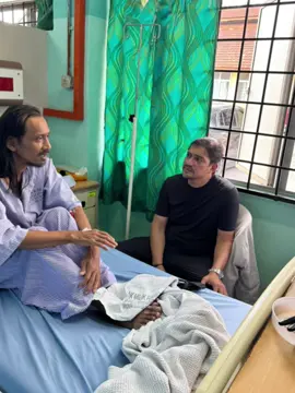 SyafakAllah sahabat ku @Soffi jikan semoga kita mendoakan agar beliau sembuh sedia kala dan dipermudahkan segala urusan. Amin Allahumma Amin 