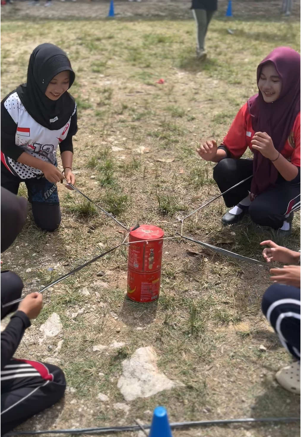 Warna-warni lomba Agustusan di SMK Bina Nusantara Jatirogo #agustustan #hutri #merdeka #smkbinusjatirogo #tuban #jalanjalan #tuban24jam #perhotelan #bisnisretail #fyp #trending #viral