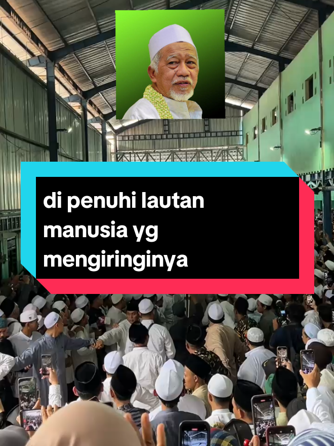 tangisan pun pecah mengiringi kepergian Abuya Kh.Thoifur Mawardi😭😭😭 #ppdaruttauhid #purworejo #khthoifurmawardi #fypシ #viraltiktok 