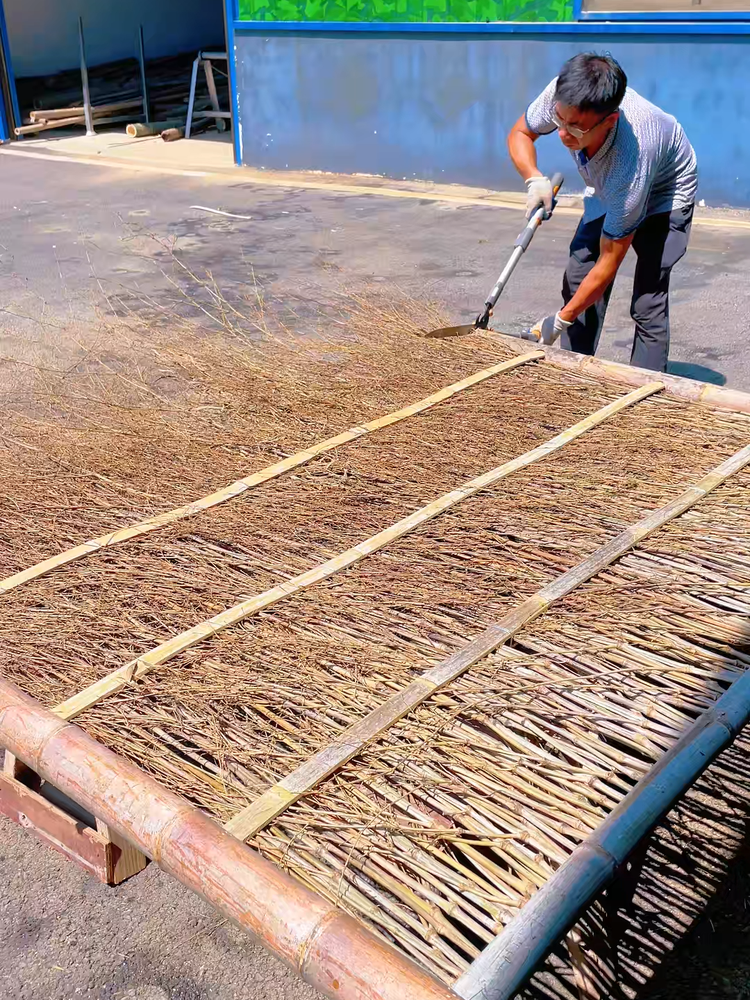 Làm hàng rào từ cành khô #fyp #handmade #tip #country