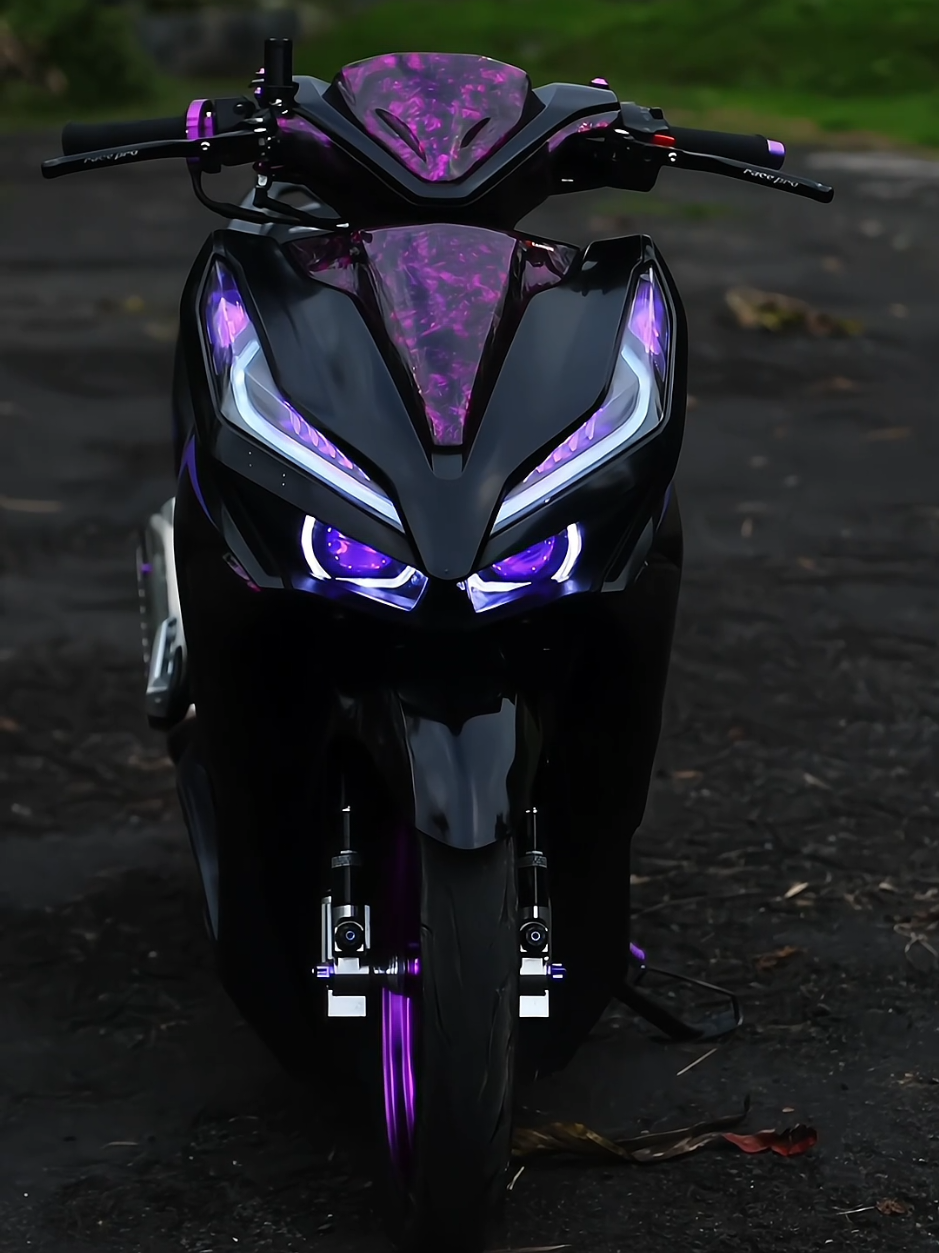 bikin canduu🥶☝🏻 #sithomas🥶 #variomodifikasi #vavarioan #vario125 #vario150 #masukberandafyp #fyp #xyzbcafypシ #xyzbca #foryoupage #berandafypシ 