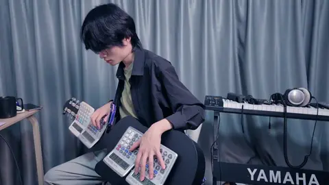 What happens when you treat a calculator like a guitar? The answer will make you hit replay. (Credit to hualololo on Douyin) #amazingChinesepeople #InnovationMindset #CreativeGenius #SymphonyOfNumbers