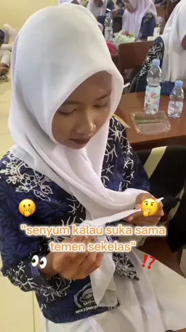 hayoo🤭🤭#fyp #fypage #man3banyuwangi #sekolah #XI6 