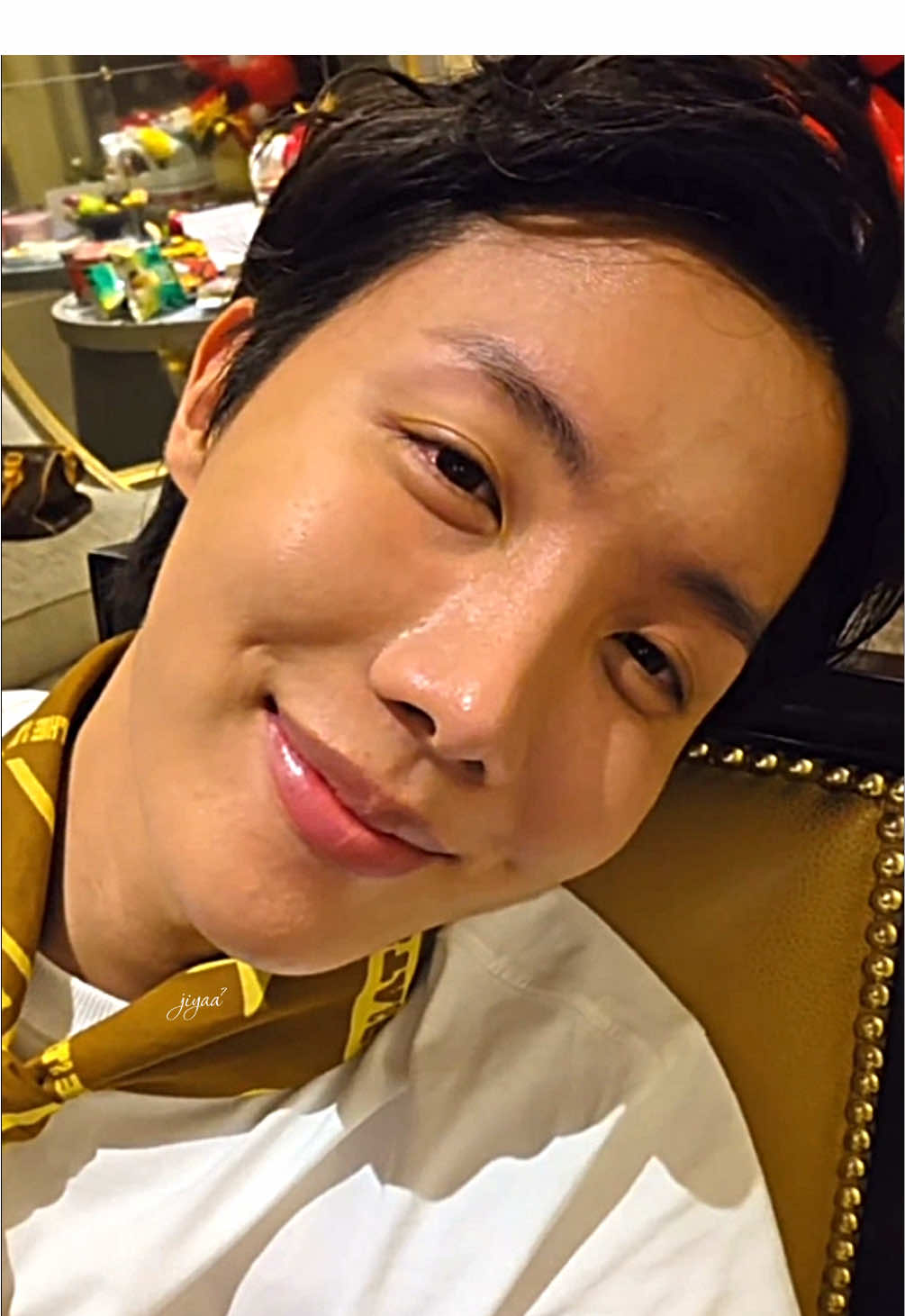 Saya cuma rindu 🥹 #jhope #weverselive #hots #era 