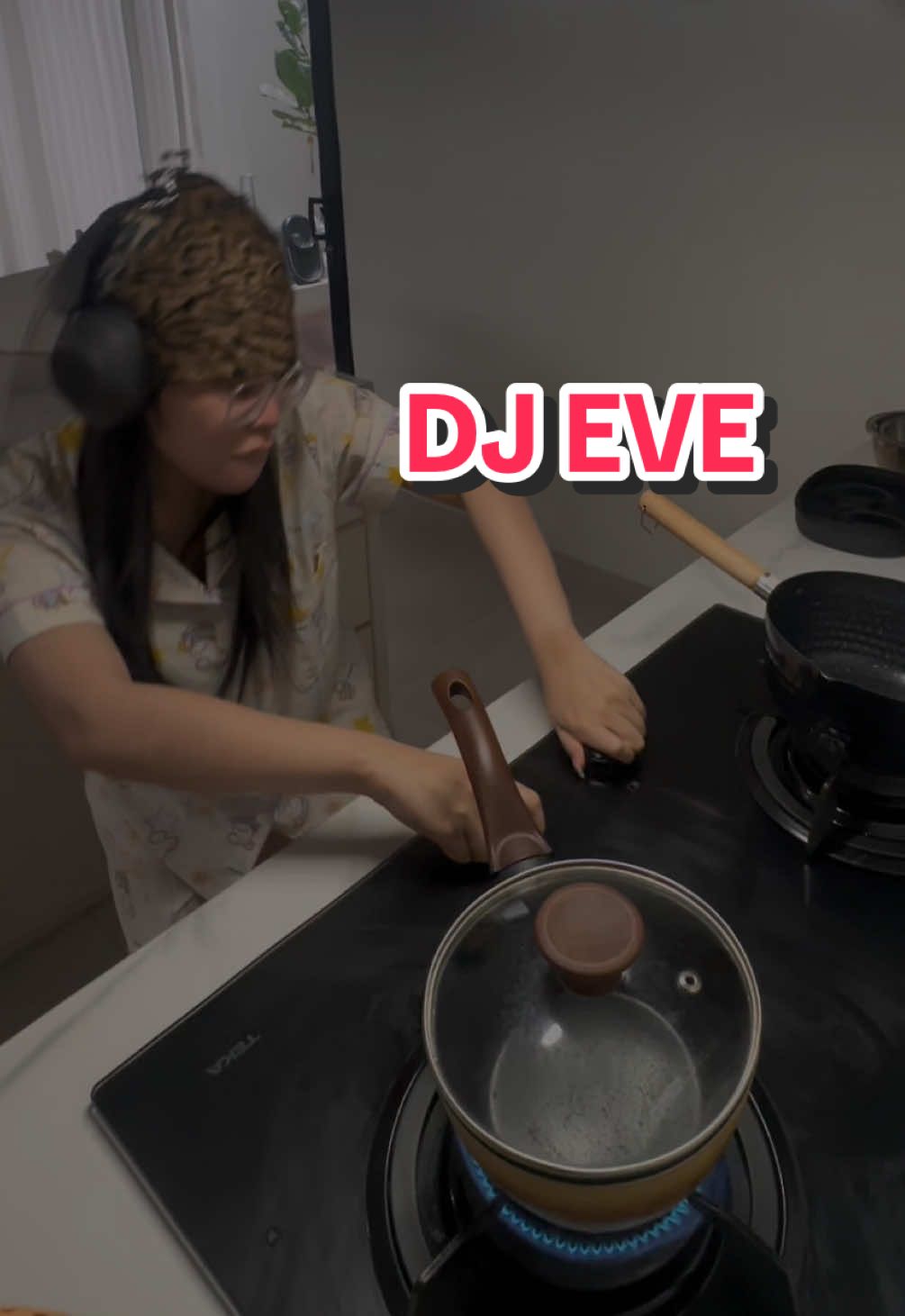 Orang” pada sibuk banget #juanneve #sengsengseng #sengsengsquad #AddictEve #funnyvideos 